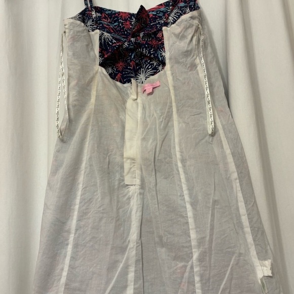 Lilly Pulitzer Sparks Fly dress. Fully lined. Zipper back. Adjustable upper tie - Picture 4 of 4